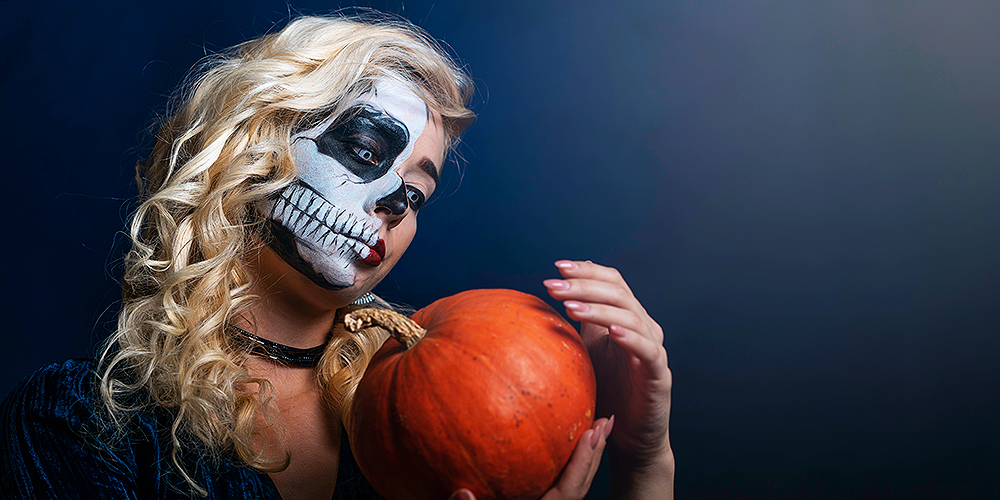 Skull makeup